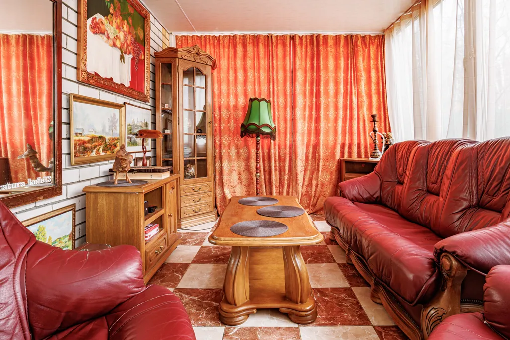 Коттедж в центре города с видом на парк