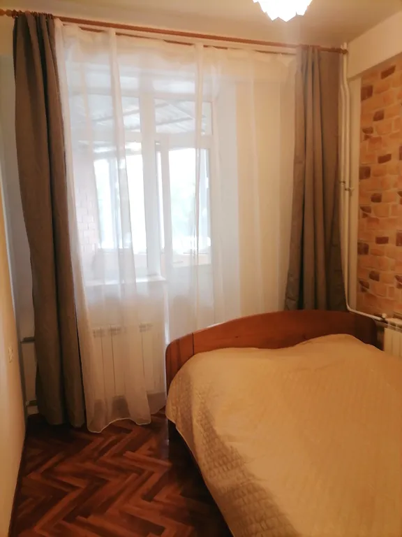 Евродвушка с качелью на берегу Ангары