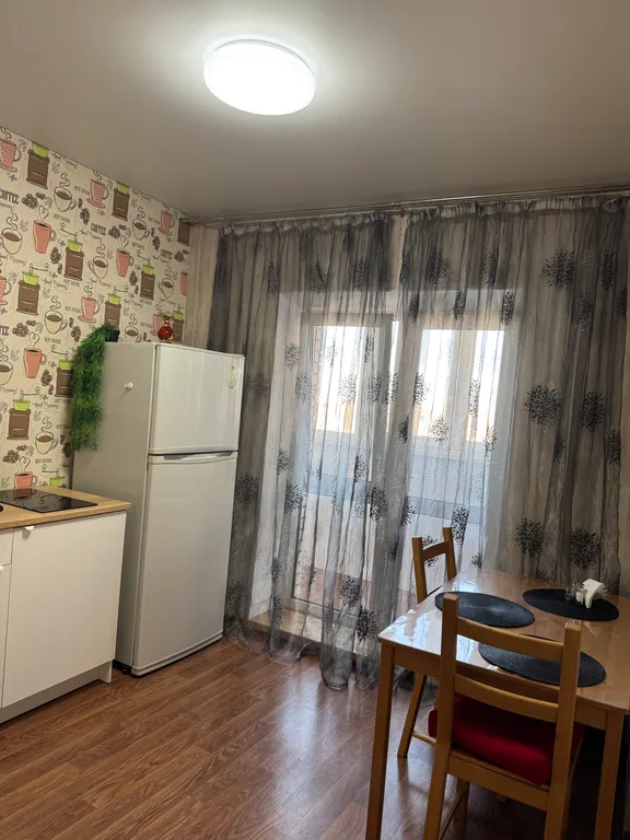 Омск Кировский у ТЦ Мега