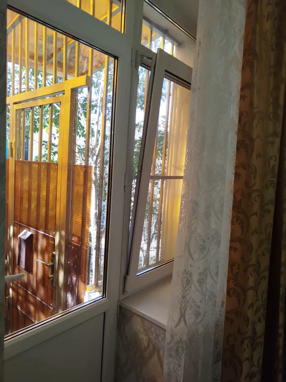 Уютная студия 10 минут от ж/д вокзала со своим входом и своей верандой