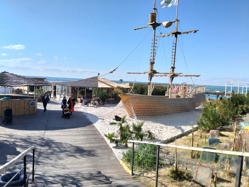 Студия возле моря