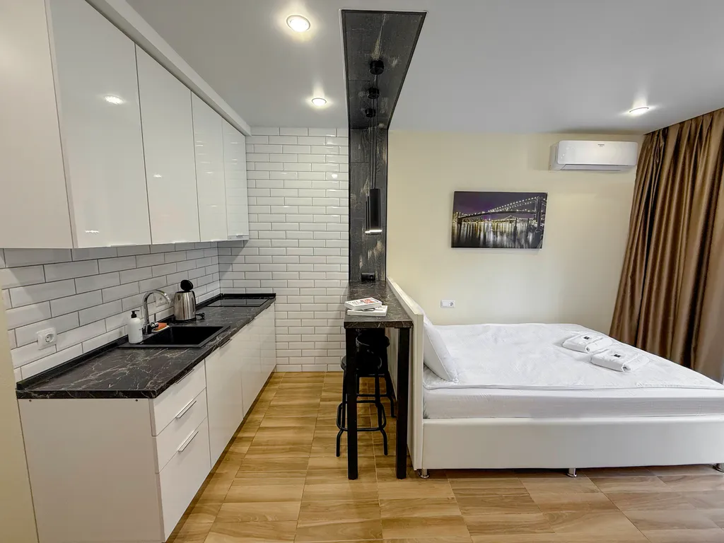 Уютная квартира морент в комплексе с бассейном и эвкалиптами — аренда посуточно в Адлер