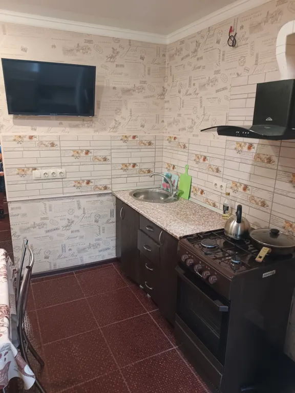 Уютная квартира в центре до моря и жд станции 5-7 минут