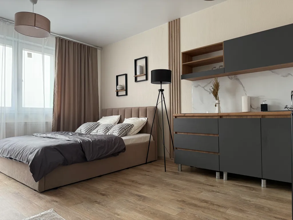 Квартира Квартира Красивая студия, с шикарным видом на Планету — Красноярск