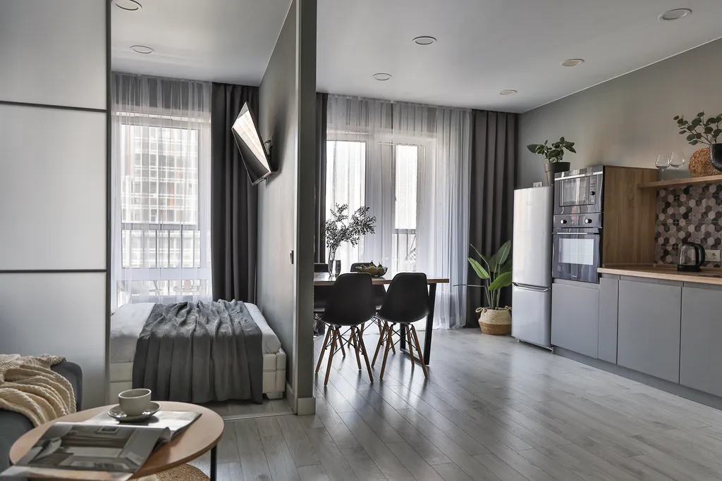 Квартира возле 130 квартала с панорамным балконом