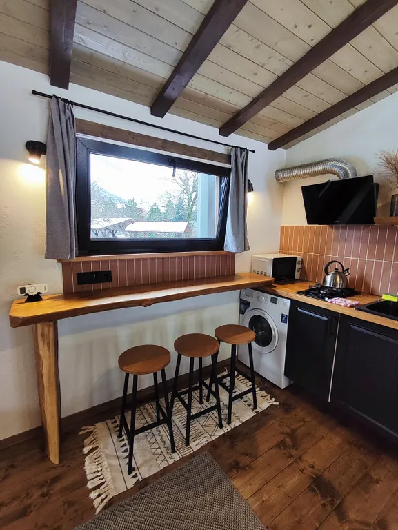 Дом-студия в стиле шале в центре