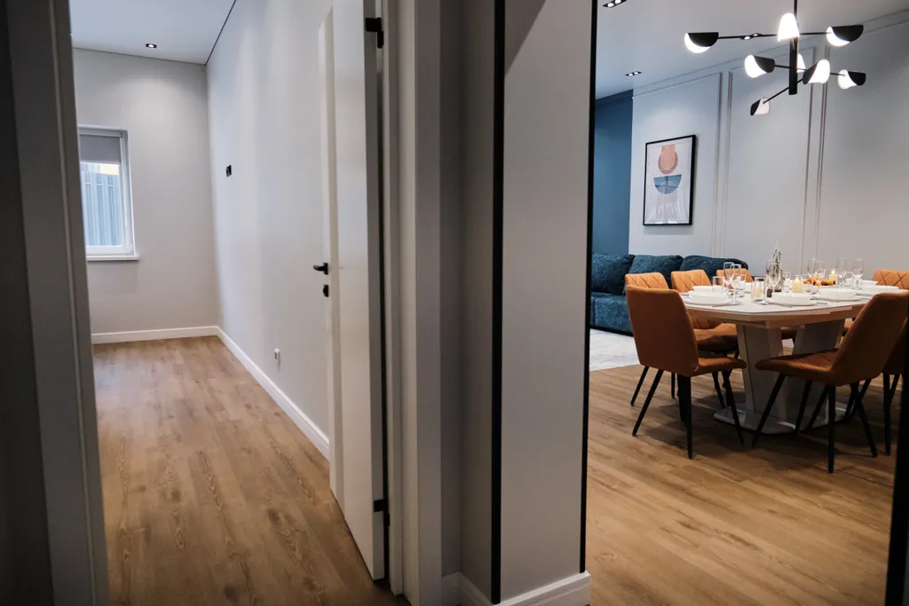 Новый современный дом для большой семьи или доброй компании