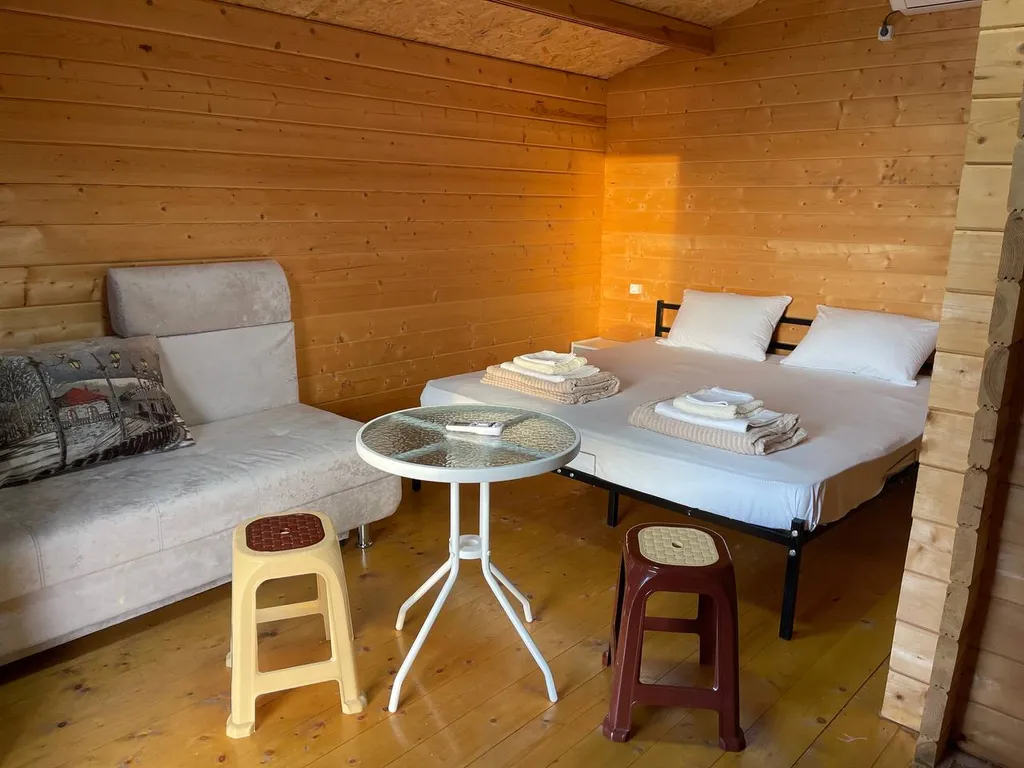 Трёхместный домик эко на берегу черного моря