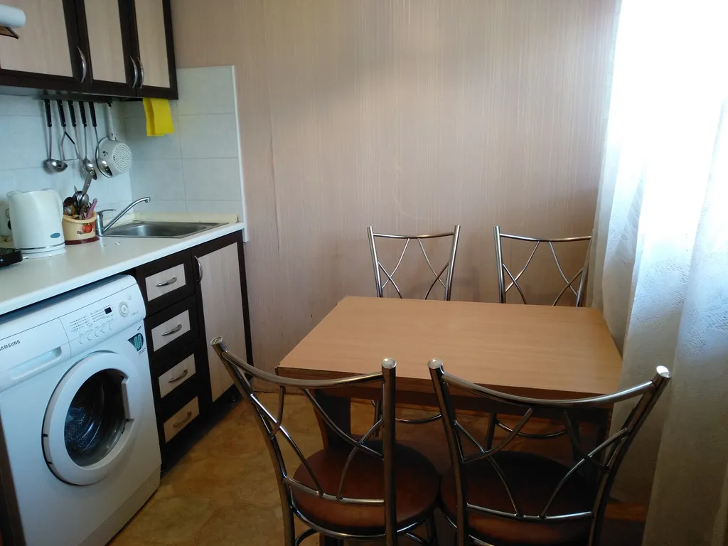 Уютная квартира с видом на море и горы в центре