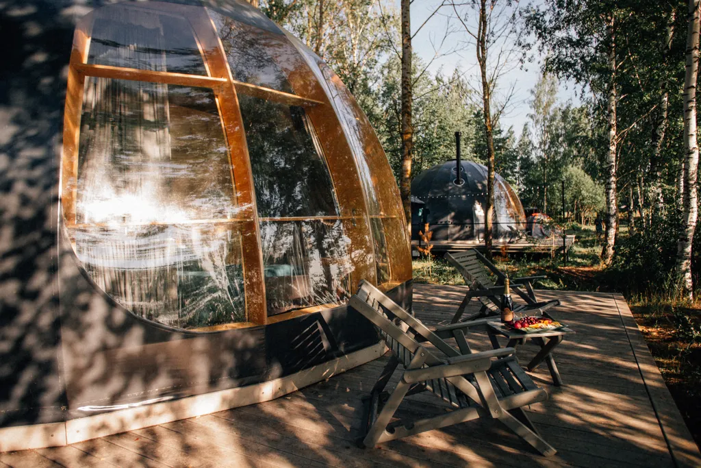 Сфера Orto с камином и видом на реку