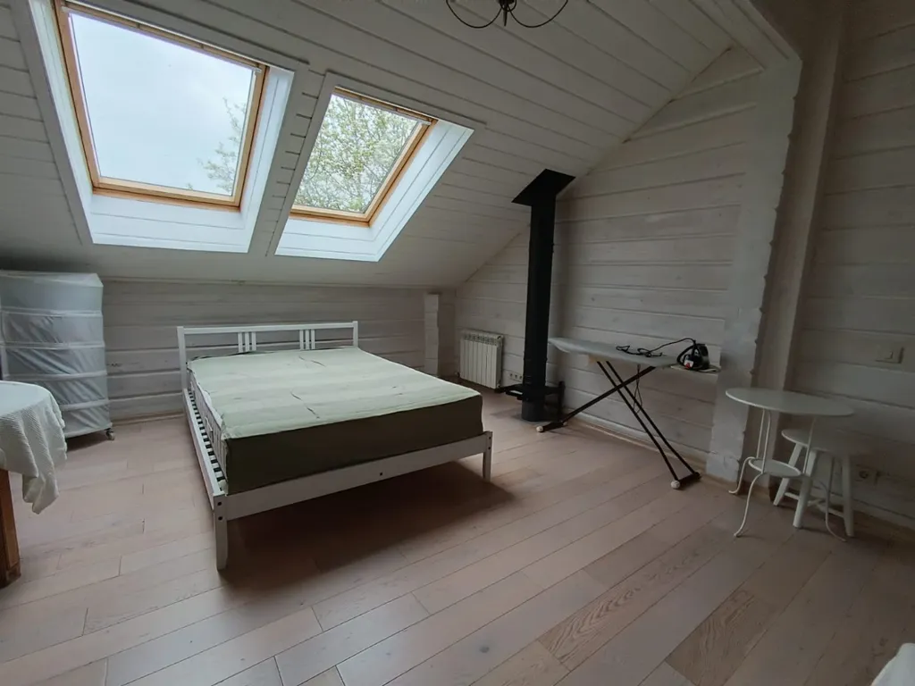 Большой светлый гостевой дом 230кв/м 50 соток участок