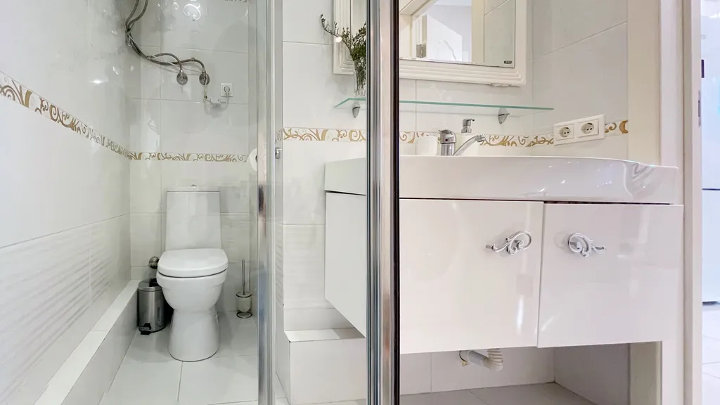 Квартира у моря с двумя спальнями и панорамным балконом