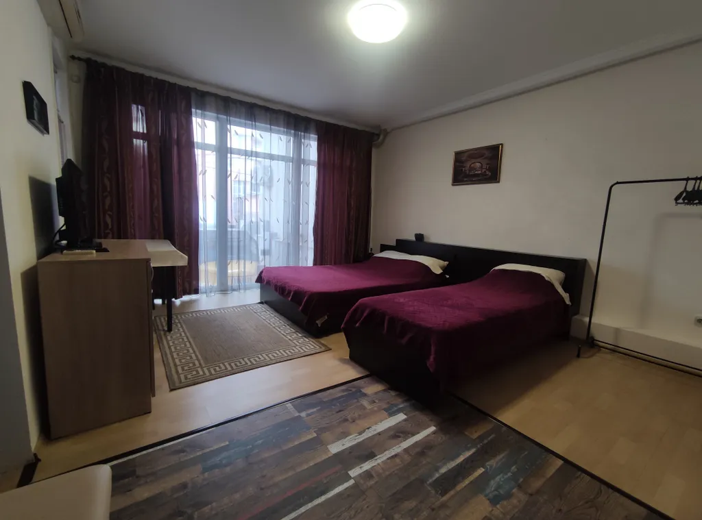 Квартира Апартаменты в 150 метрах от лучшего пляжа Звёздный берег — аренда посуточно в Орловка