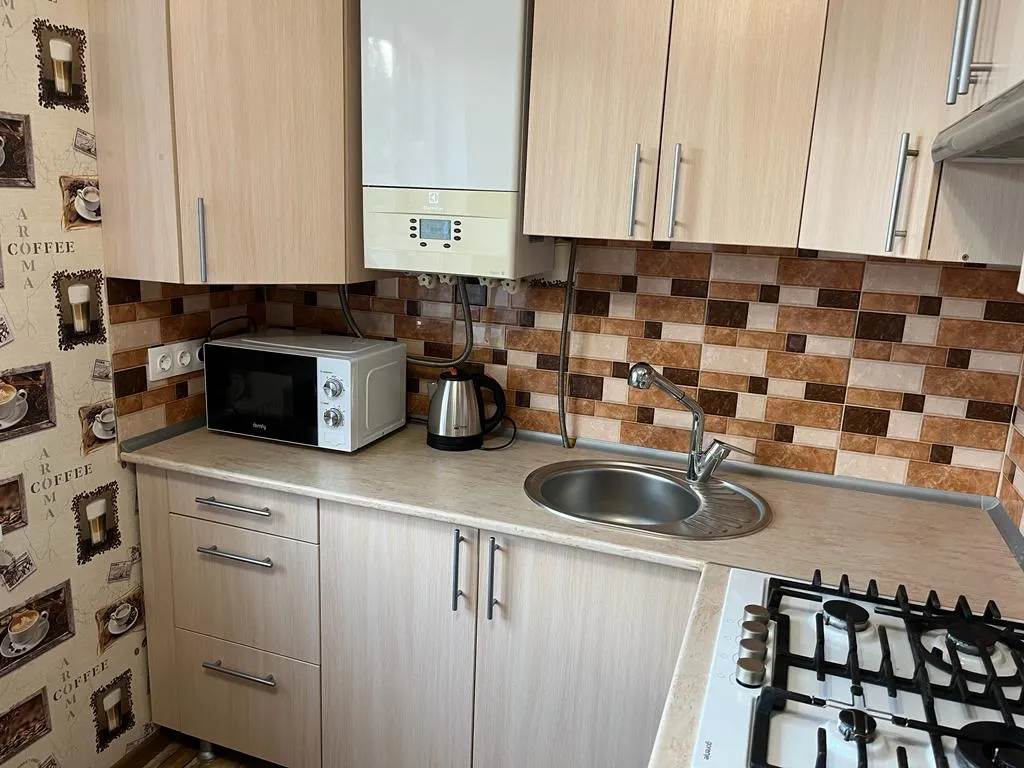 Однокомнатная квартира с балконом в новом доме