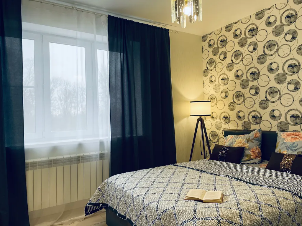 Полноценная двухкомнатная квартира с видом на платоновский парк