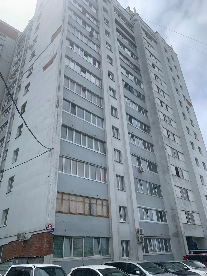 Вид на дом со стороны подъезда 