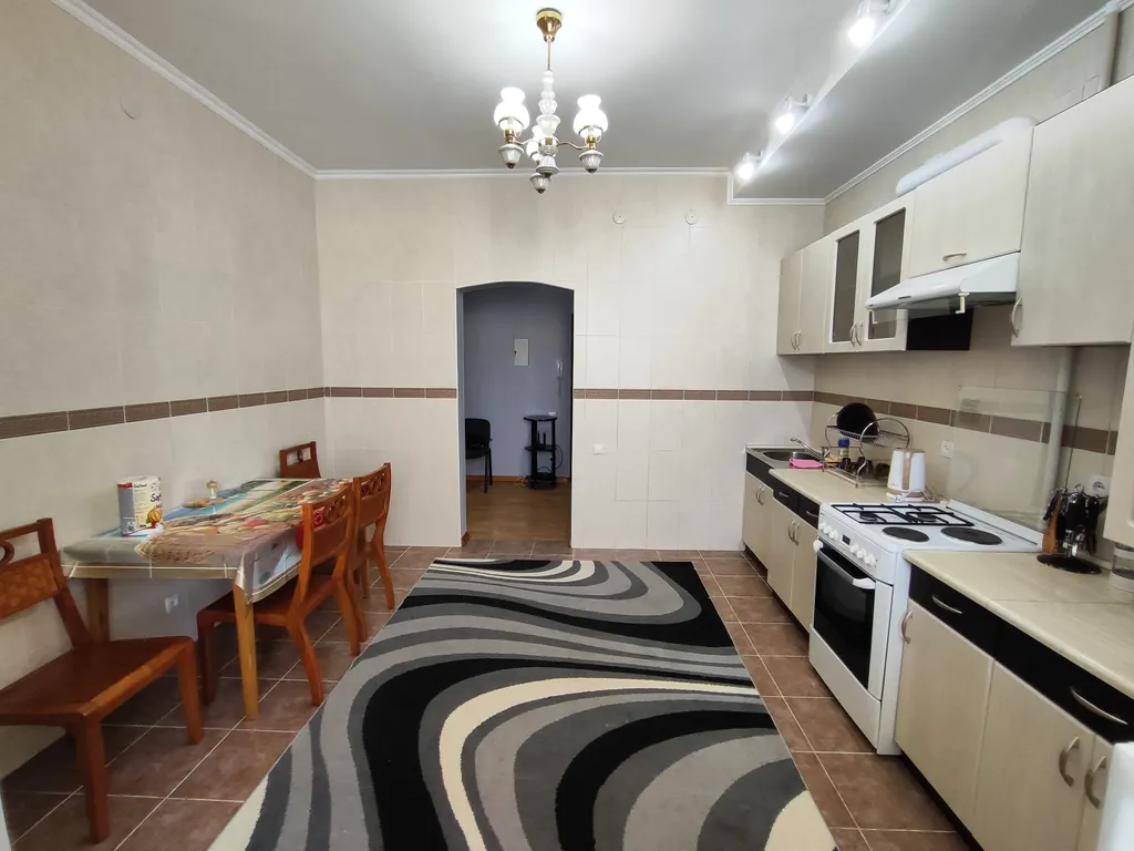 Просторные двухкомнатные апартаменты в центре филармония