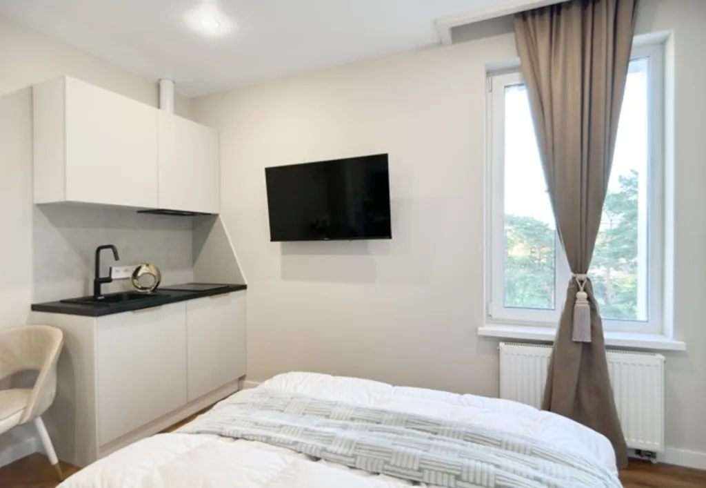 Квартира Квартира Дизaйнeрcкая студия рядом c ФГБУ НМИЦ CСХ имени А. H. Бакулевa — Новоивановское