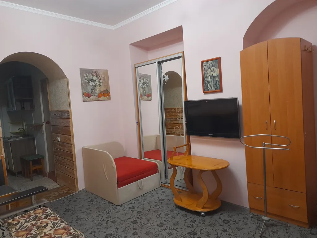 Уютная квартира в ялте, в 3-х минутах от моря