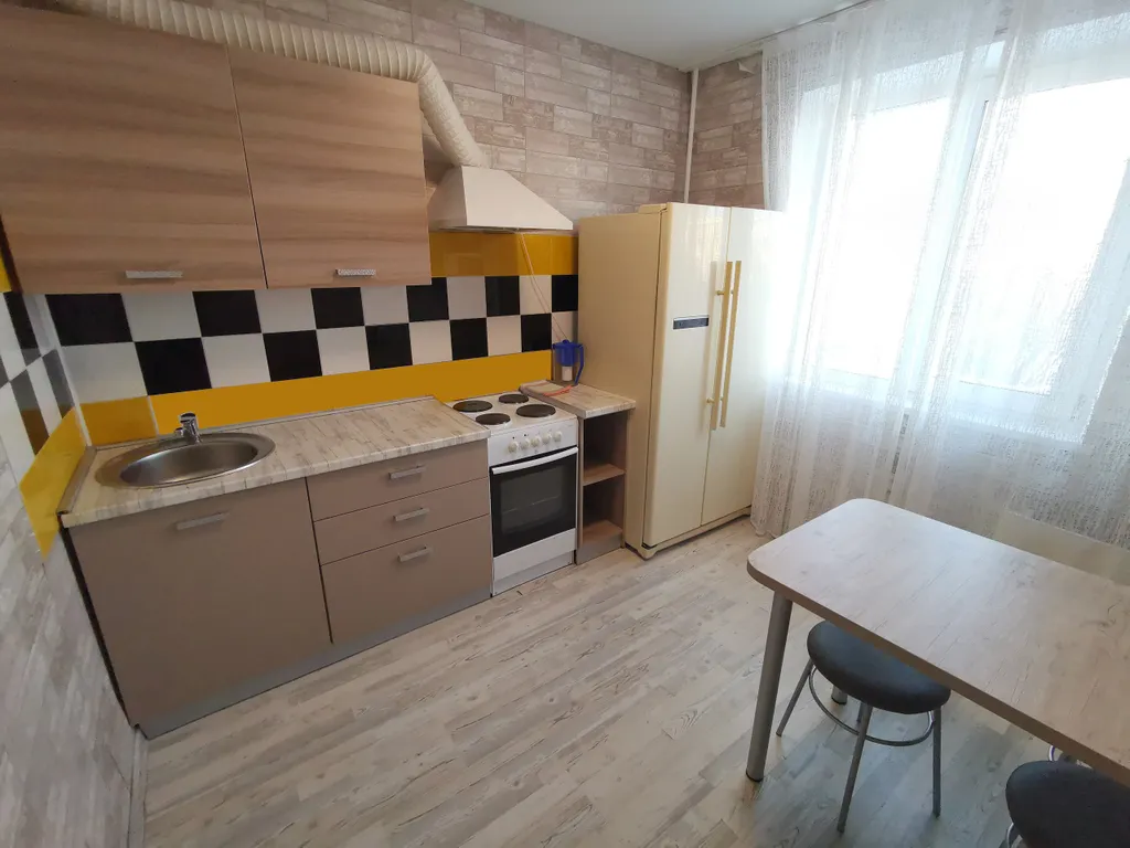 Большая квартира в тихом дворе