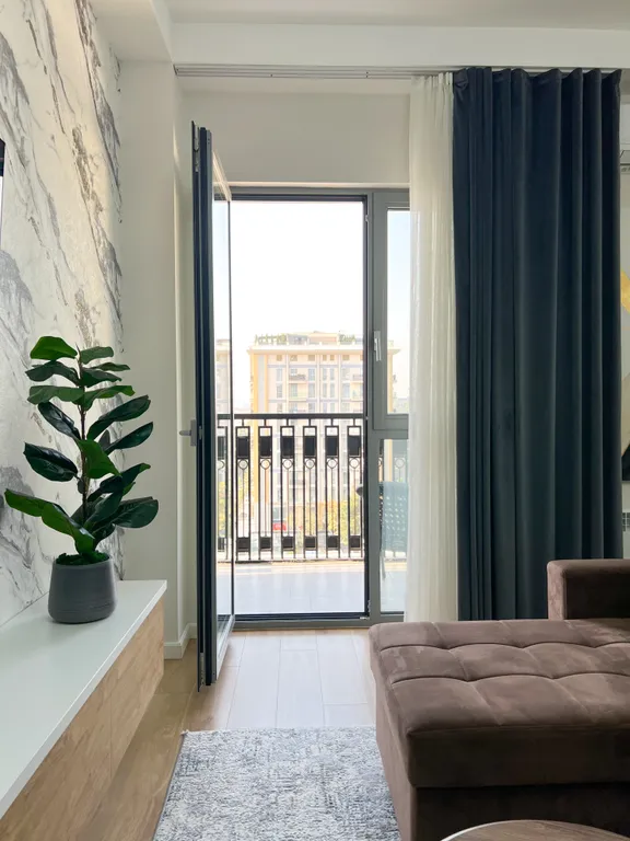 2-я квартира в центре Mirabad Avenue — 8 этаж