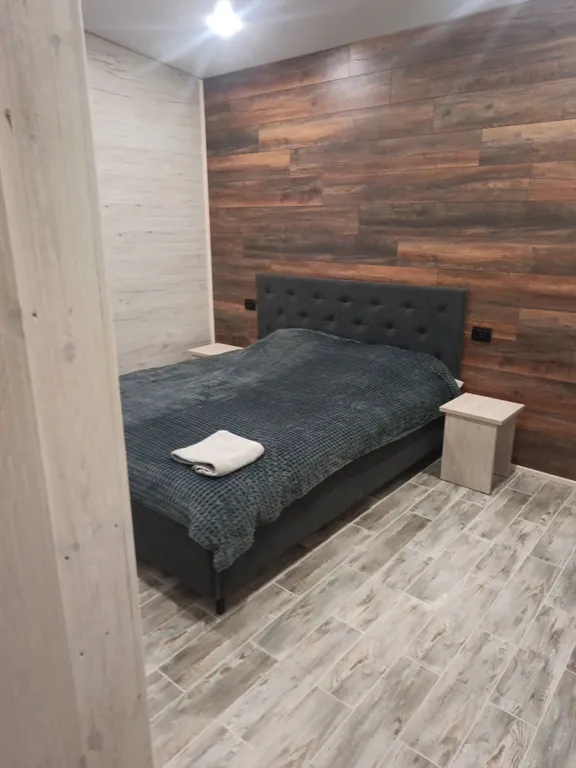 Срубовой дом на берегу Волги