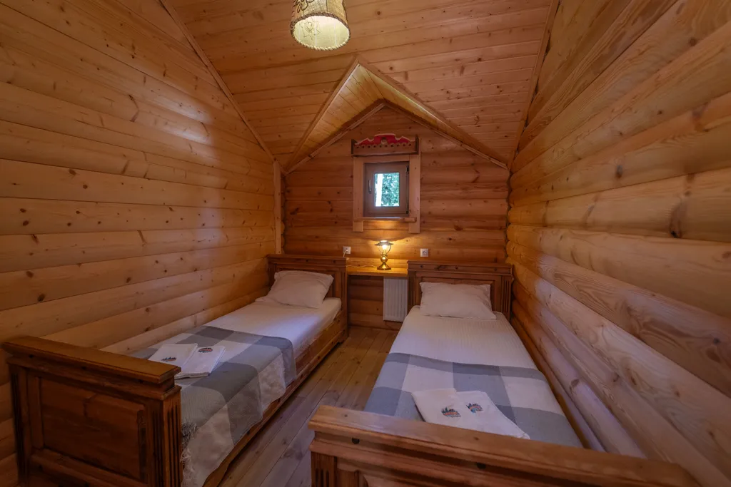 4-комнатный Дом