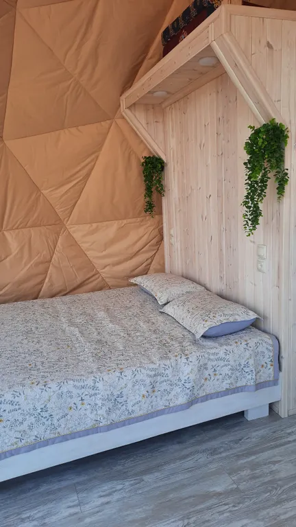 Геокупол с видом на горы