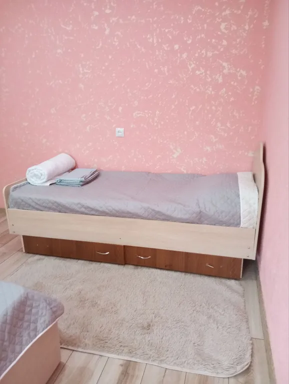 Уютная квартира с отдельным входом в центре города