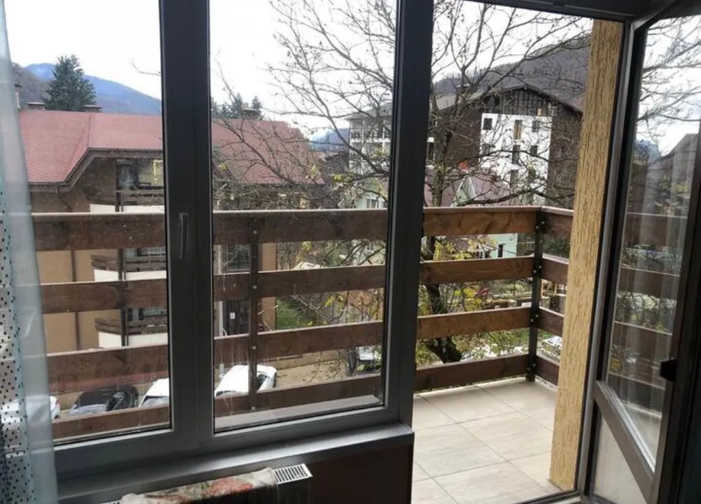 Евродвушка с видом на горы