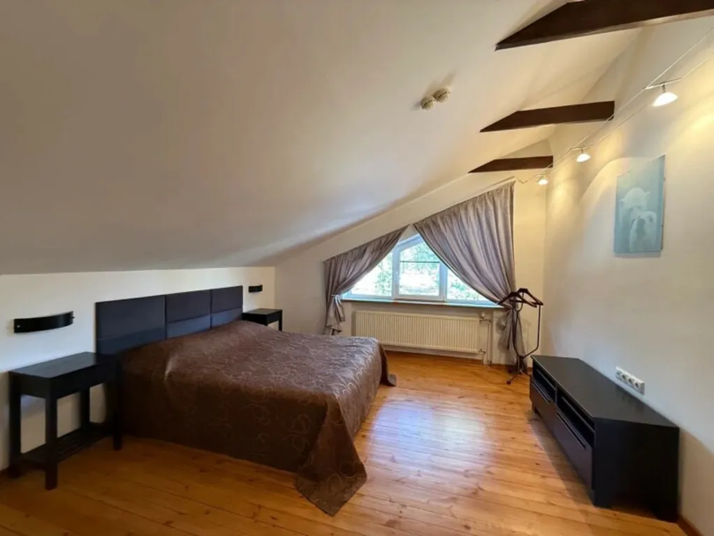 5-комнатный Дом