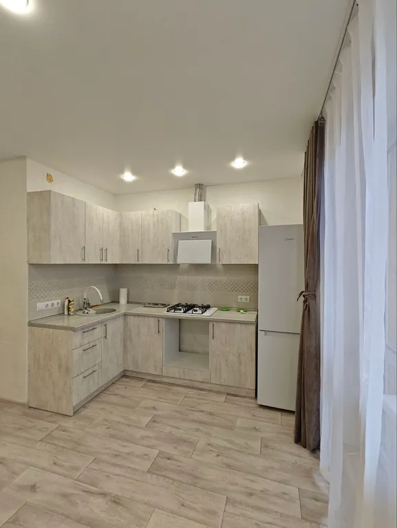 Отличная квартира у набережной