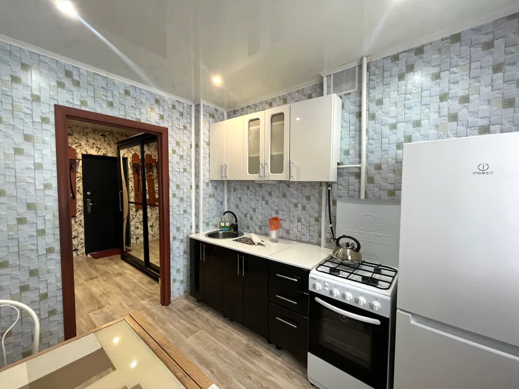 Однокомнатная квартира с большой кухней и лоджией