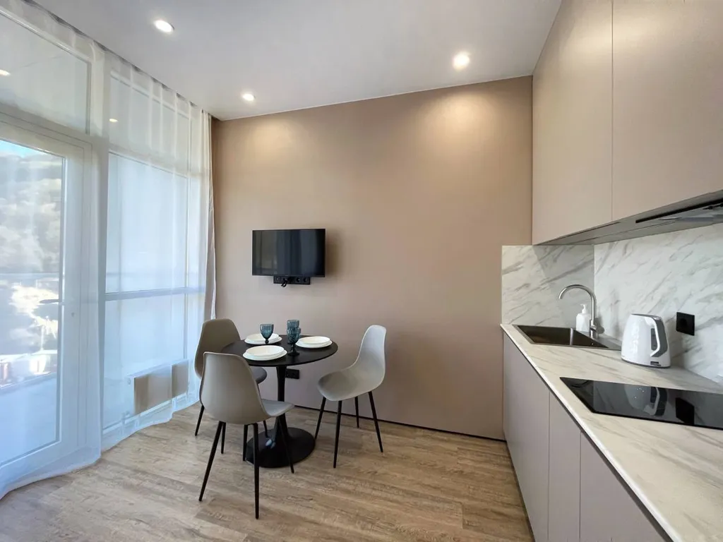 Уютная студия с видом на горы