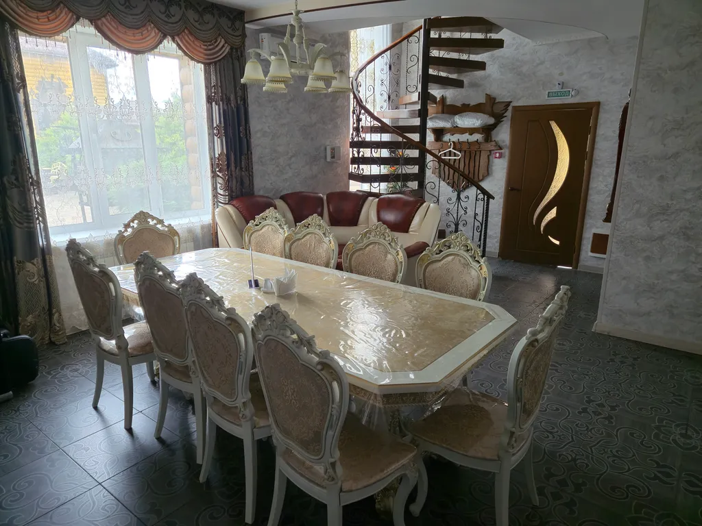 4-комнатный Дом