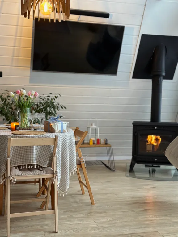 Большой уединенный A-frame в лесу с горячей купелью Фурако