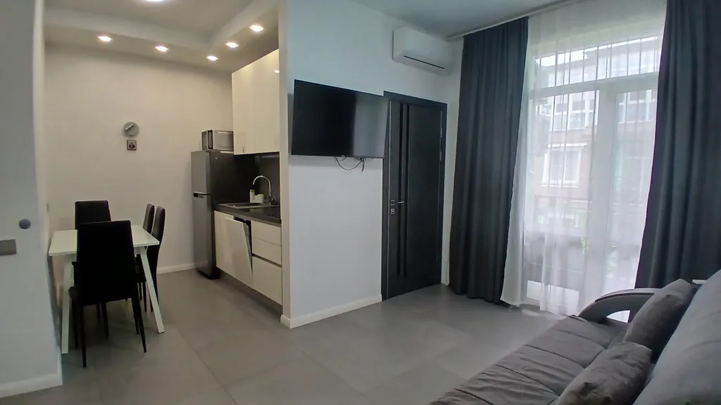 Квартира Квартира Арт Лайт Сити апартамент Большой — Адлер