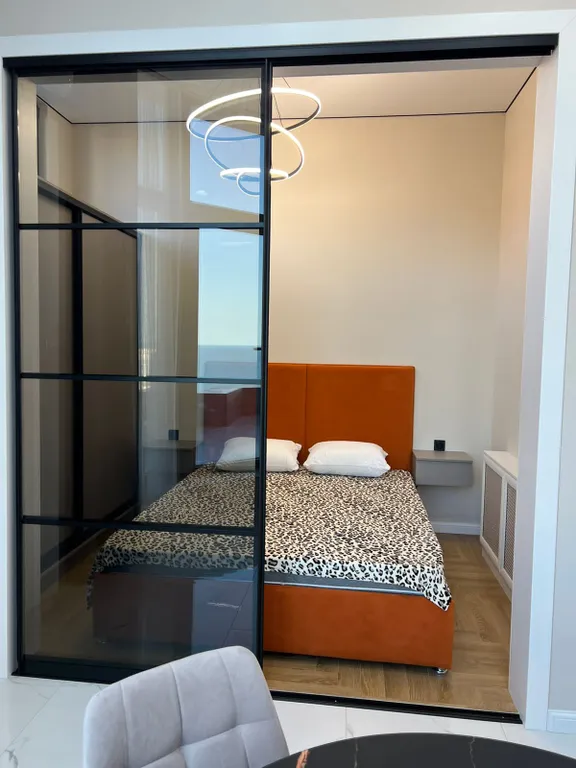 Квартира с личной террасой и видом на море