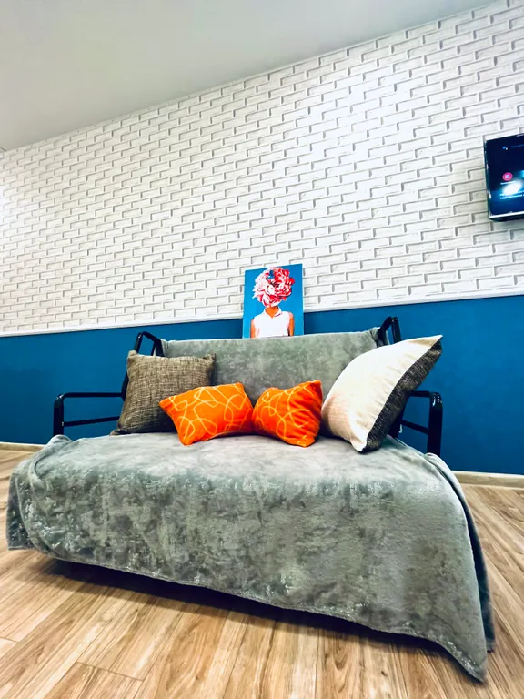 Студия в доме бизнесс-класса, южный, есть платная парковка, фонтан