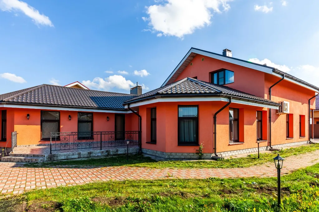 Коттедж с бассейном