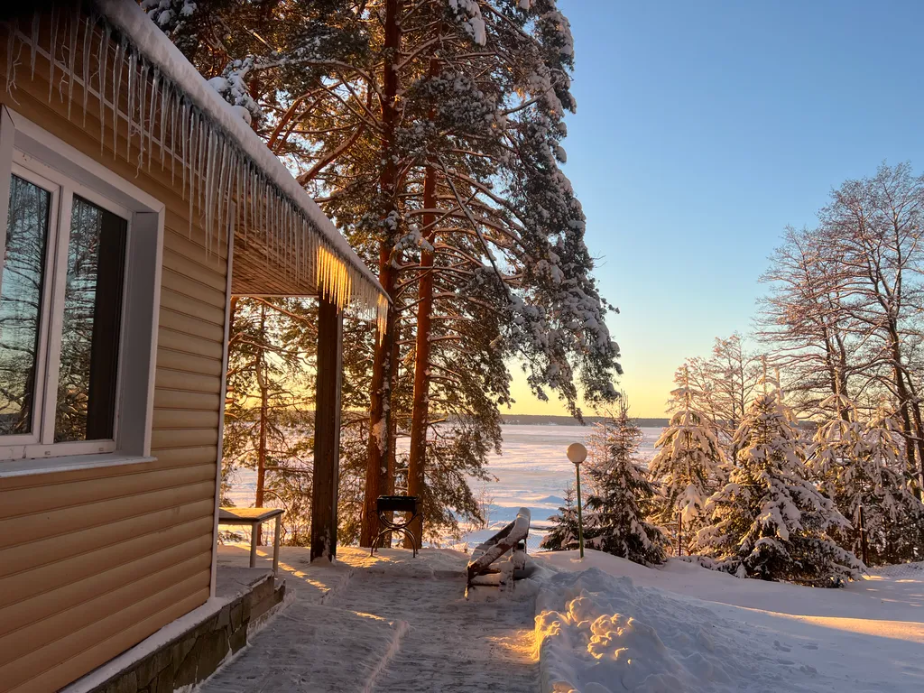 Коттедж Большой коттедж на берегу залива — Приморск
