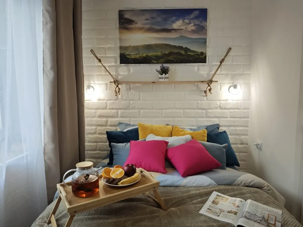 Уютная студия на двоих гостей с кроватью-трансформером