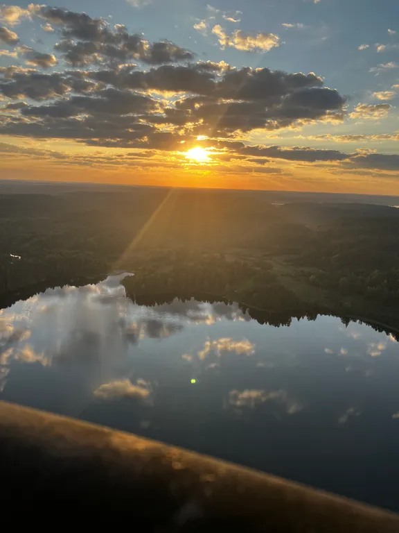 Стильный дом на берегу Ладожского озера с панорамным видом