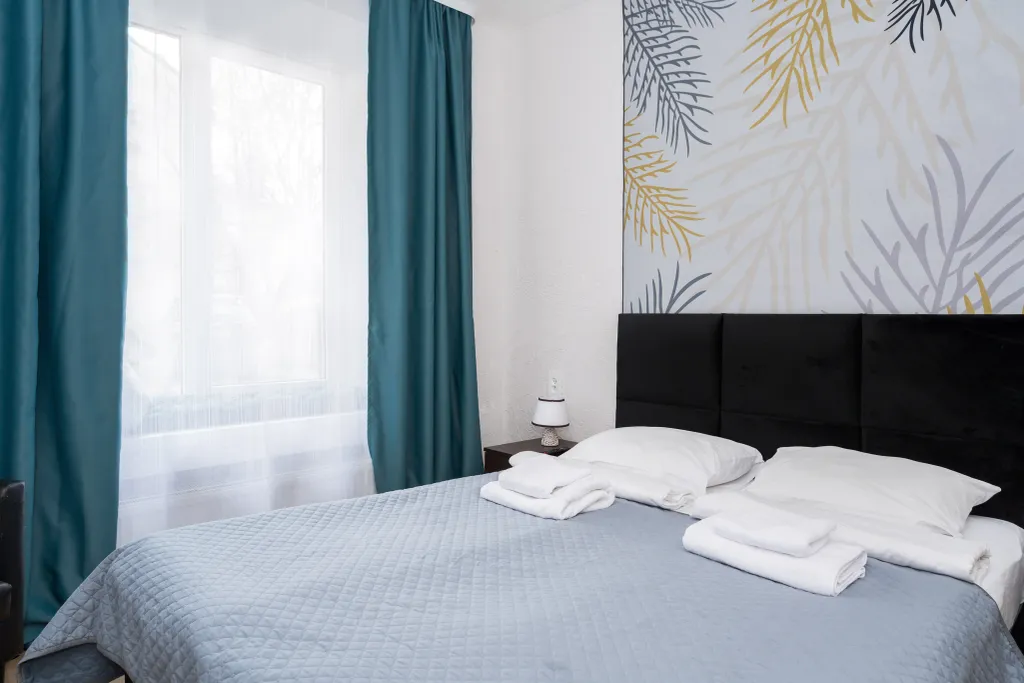 Квартира Комната с санузлом и большой двуспальной кроватью у зоопарка — Санкт-Петербург