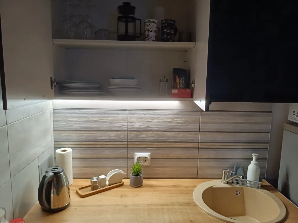 Уютная студия на Плотинной