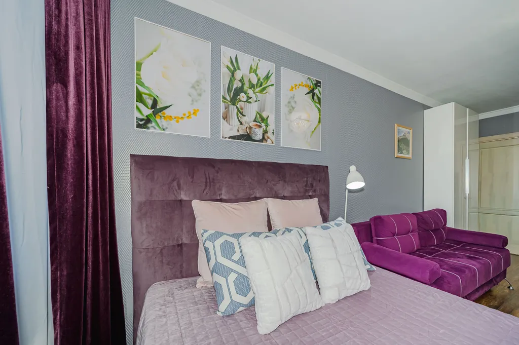 Удобная локация в самом центре у метро с видом на город и арену