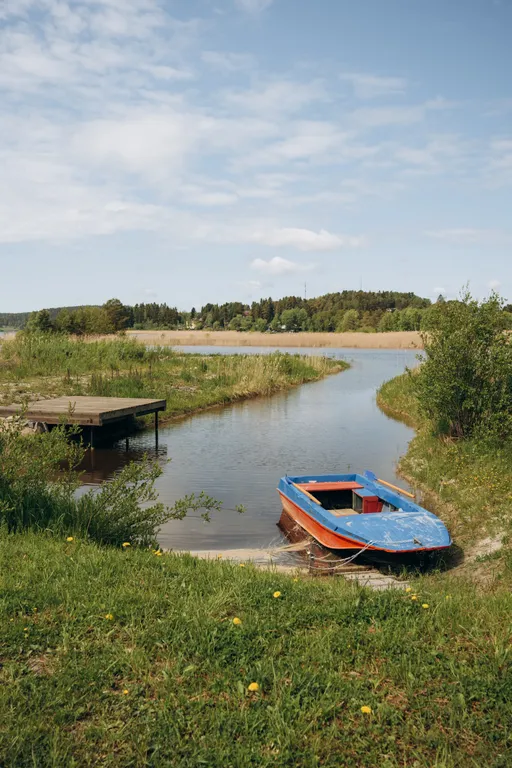 Домик с баней на берегу Ладожского озера