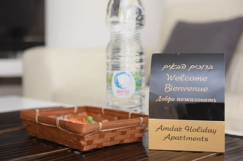 Квартира с чястном бассейном