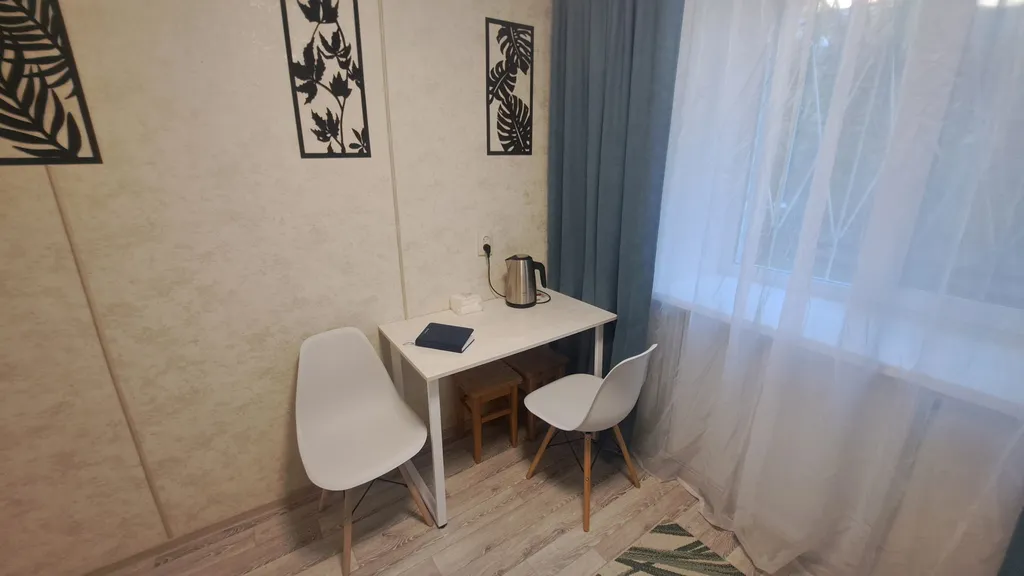 Светлая, уютная квартира на первом этаже в районе остановки 51 школа