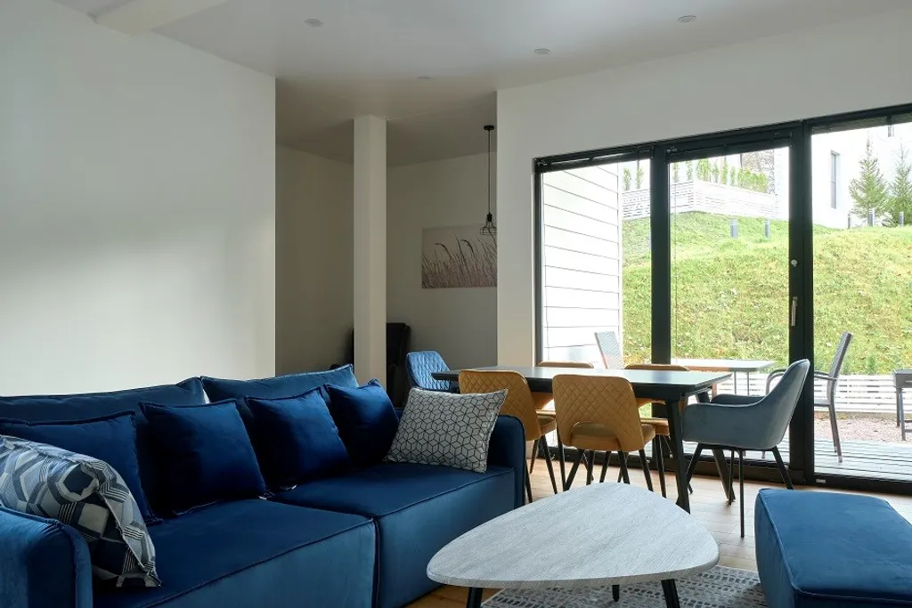 4-комнатный Дом